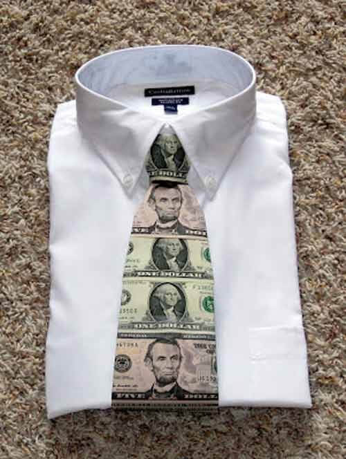 تزیین پول به شکل کراوات